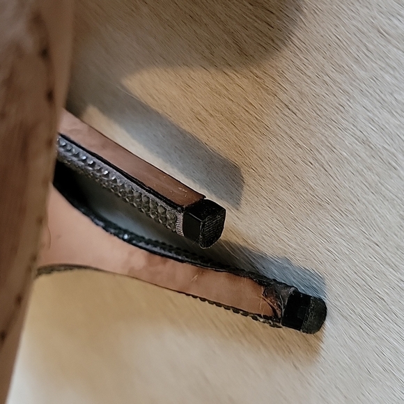 Vince Camuto Gernetto Platinum Crystal Stiletto Heels Size 7.5 - Picture 9 of 11